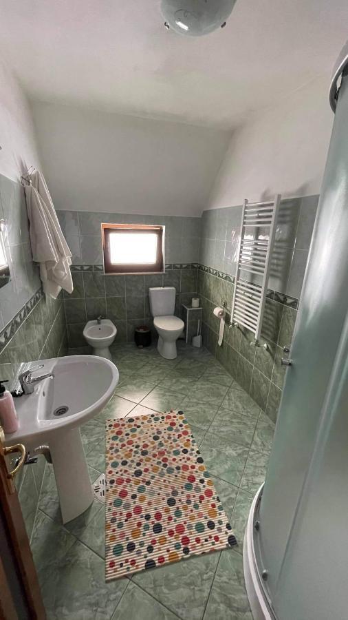 Вилла Casa Paty Мэнэстиря-Гуморулуй Экстерьер фото
