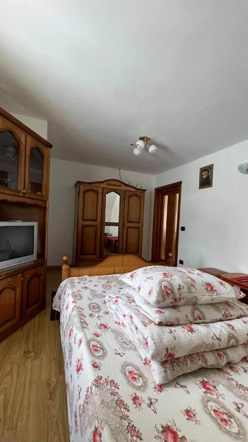 Вилла Casa Paty Мэнэстиря-Гуморулуй Экстерьер фото