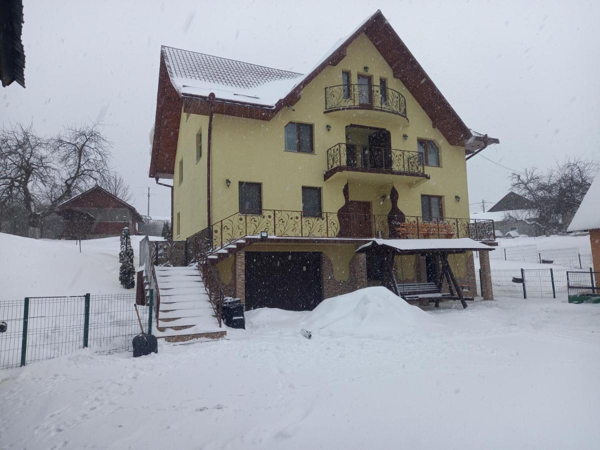 Вилла Casa Paty Мэнэстиря-Гуморулуй Экстерьер фото