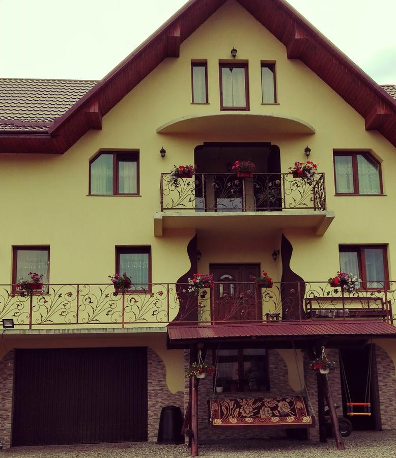 Вилла Casa Paty Мэнэстиря-Гуморулуй Экстерьер фото